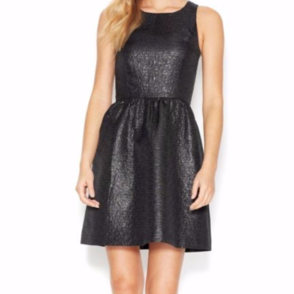 NWOT Kensie Black Foil Print Cutout Back Dress